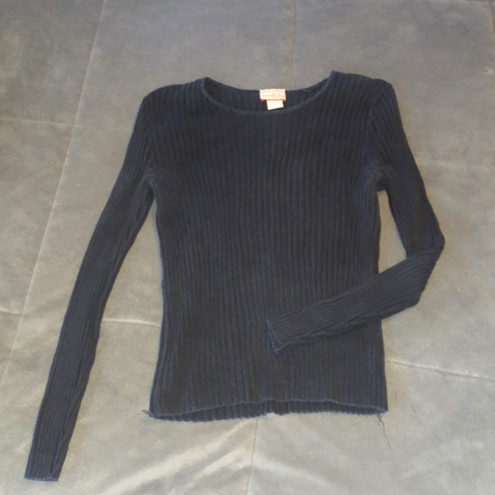 Medium sweater